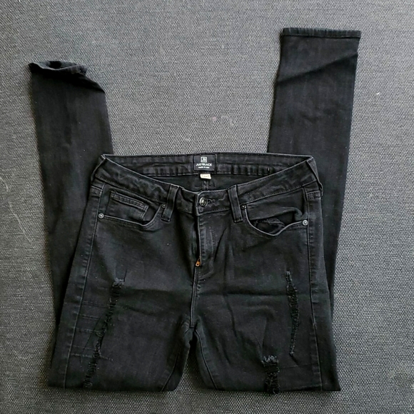 Just black distressed jeans - Picture 1 of 3